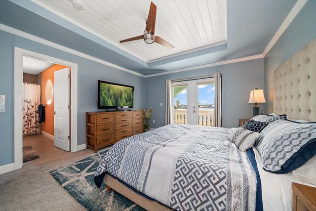 478 HARBOR DRIVE S, Indian Rocks Beach, FL 33785