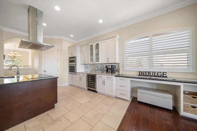 478 HARBOR DRIVE S, Indian Rocks Beach, FL 33785