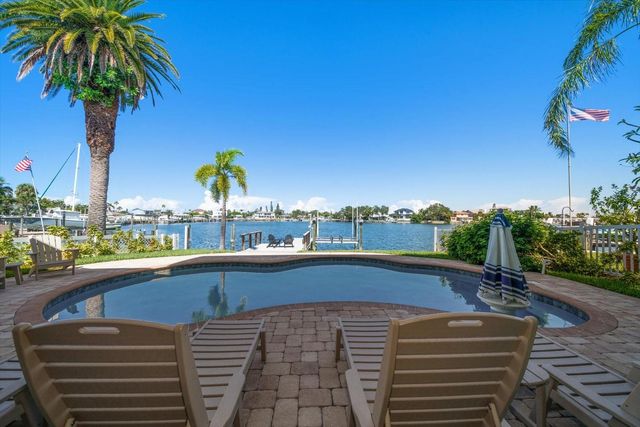 478 HARBOR DRIVE S, Indian Rocks Beach, FL 33785