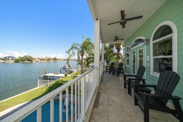 478 HARBOR DRIVE S, Indian Rocks Beach, FL 33785