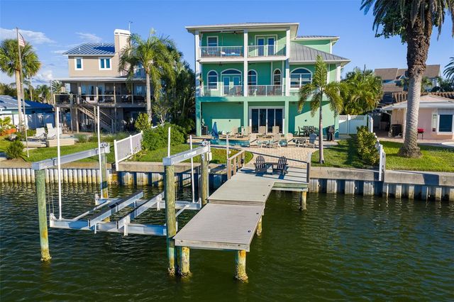 478 HARBOR DRIVE S, Indian Rocks Beach, FL 33785