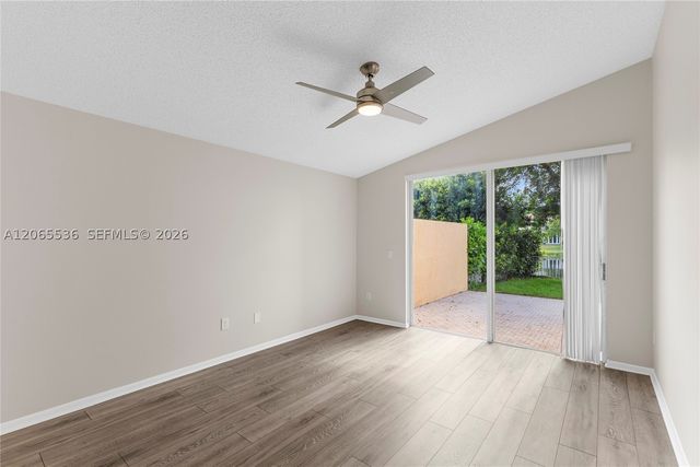 363 NW 158th Ave, Pembroke Pines, FL 33028