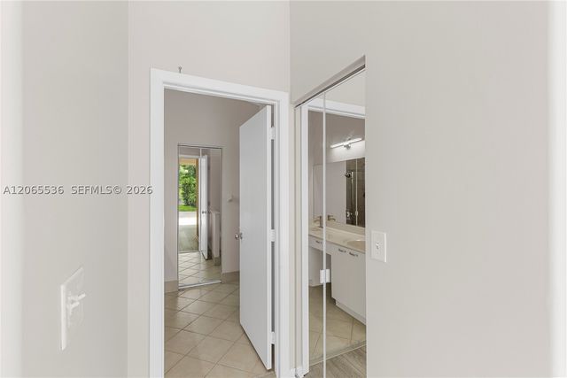 363 NW 158th Ave, Pembroke Pines, FL 33028