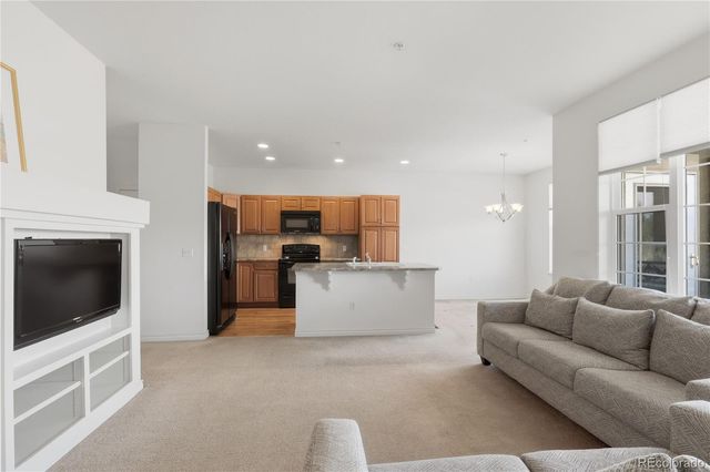 11992 W Long Circle 103, Littleton, CO 80127