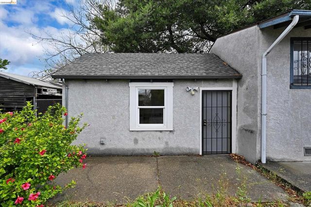1437 56Th Ave, Oakland, CA 94621