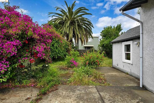 1437 56Th Ave, Oakland, CA 94621