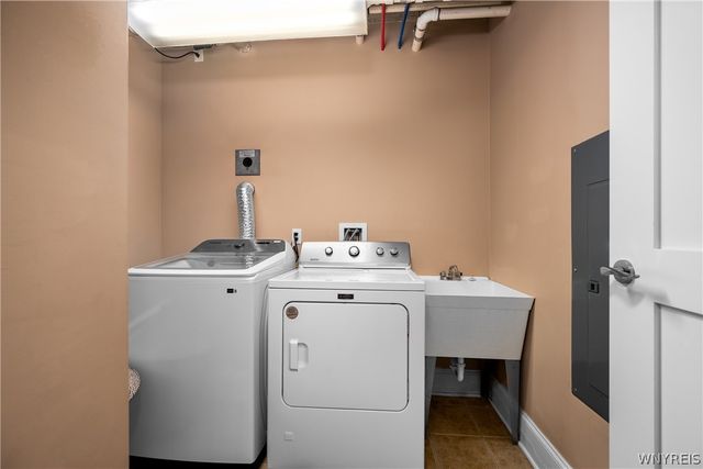 132 Lakefront Boulevard 504, Buffalo, NY 14202