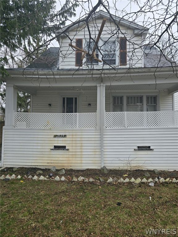 2225 South Avenue, Niagara Falls, NY 14305