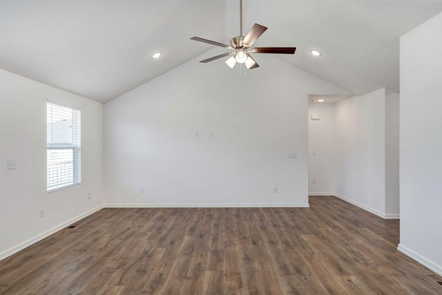 867 S Irontree Court, Nixa, MO 65714