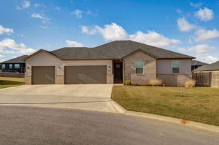 867 S Irontree Court, Nixa, MO 65714