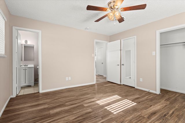 2003 College Avenue, Levelland, TX 79336