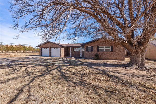 2003 College Avenue, Levelland, TX 79336