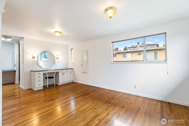 1006 N 36th Street, Renton, WA 98056