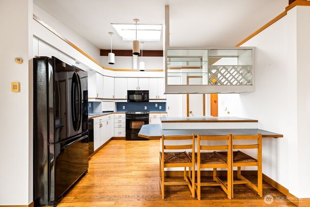 1006 N 36th Street, Renton, WA 98056