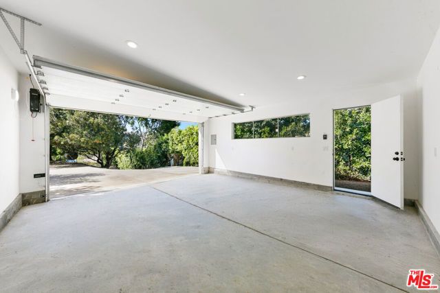 6100 Bonsall Drive, Malibu, CA 90265
