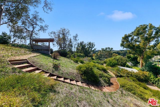 6100 Bonsall Drive, Malibu, CA 90265