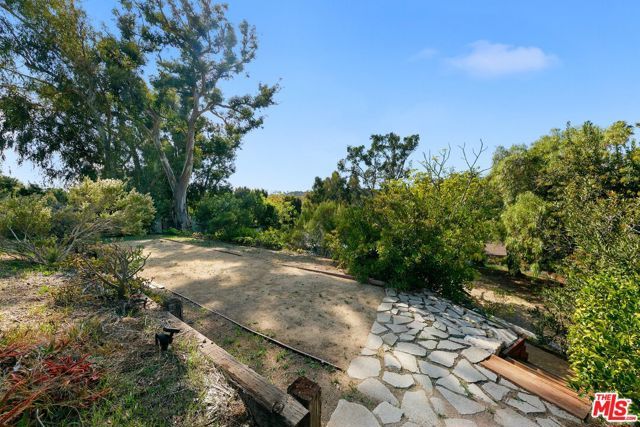 6100 Bonsall Drive, Malibu, CA 90265