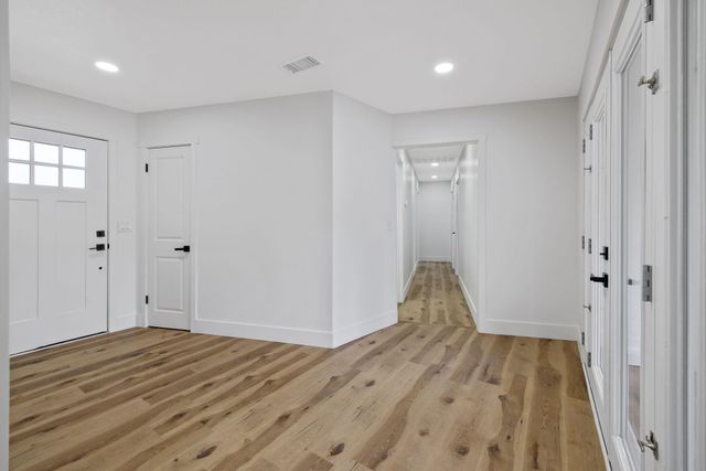 415 Franket Drive, Hanford, CA 93230