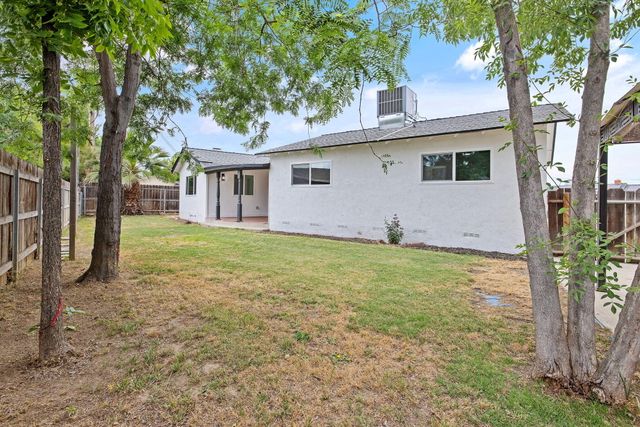415 Franket Drive, Hanford, CA 93230