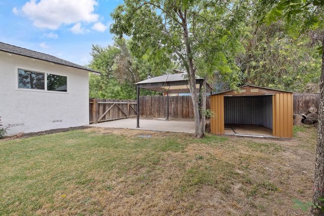415 Franket Drive, Hanford, CA 93230