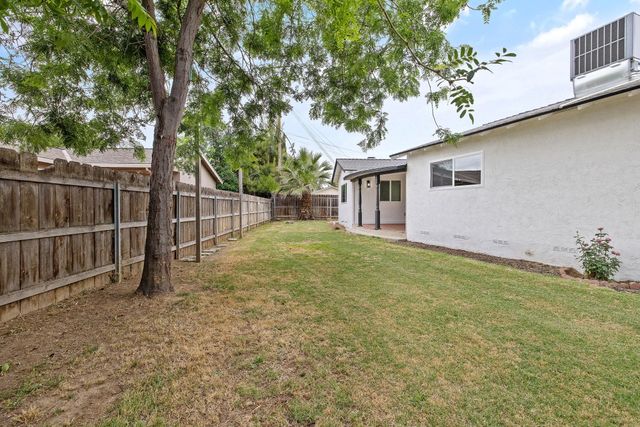 415 Franket Drive, Hanford, CA 93230
