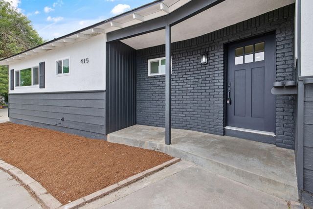 415 Franket Drive, Hanford, CA 93230