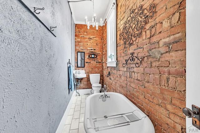 109-111 W Grant Ave, Pueblo, CO 81004