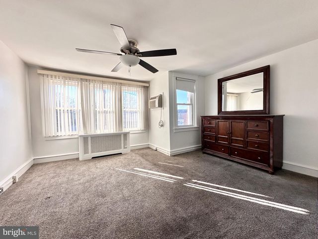 219 LONGSHORE AVE, Philadelphia, PA 19111