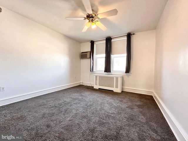 219 LONGSHORE AVE, Philadelphia, PA 19111