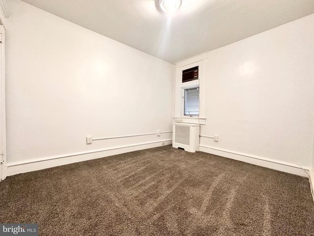 219 LONGSHORE AVE, Philadelphia, PA 19111