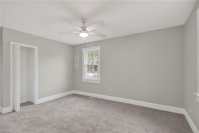 224 Hickory RD E, Chesapeake, VA 23322