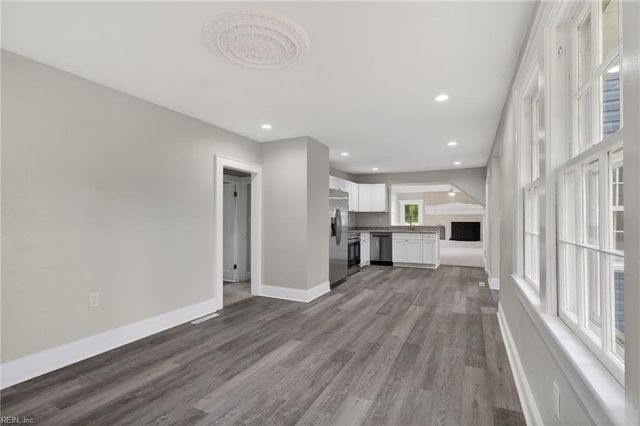224 Hickory RD E, Chesapeake, VA 23322