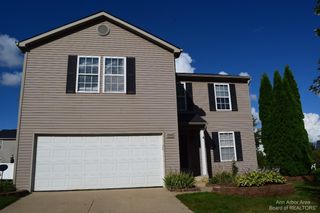 8549 Hawthorn Hill, Dexter, MI 48130