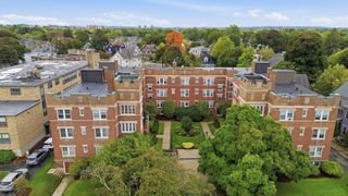 520 High St 13B, Medford, MA 02155