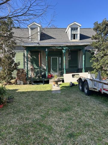 3822 Sealy Street, Galveston, TX 77550