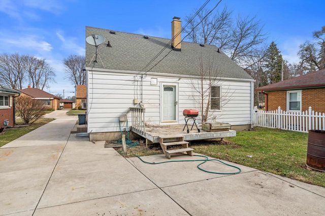 1901 74th PLACE, Kenosha, WI 53143