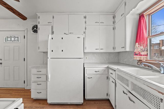 1901 74th PLACE, Kenosha, WI 53143