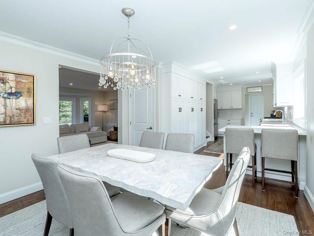 2 Plymouth Road, Port Washington, NY 11050