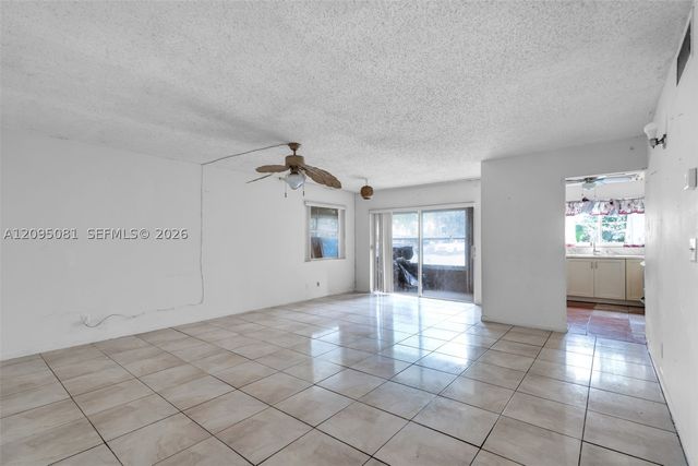 4047 NW 16th St 107, Lauderhill, FL 33313