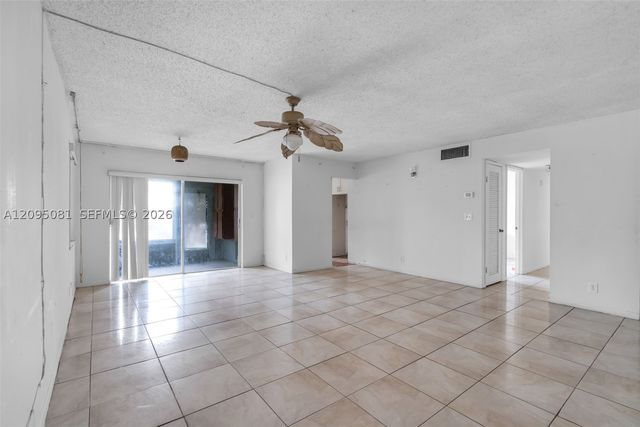 4047 NW 16th St 107, Lauderhill, FL 33313