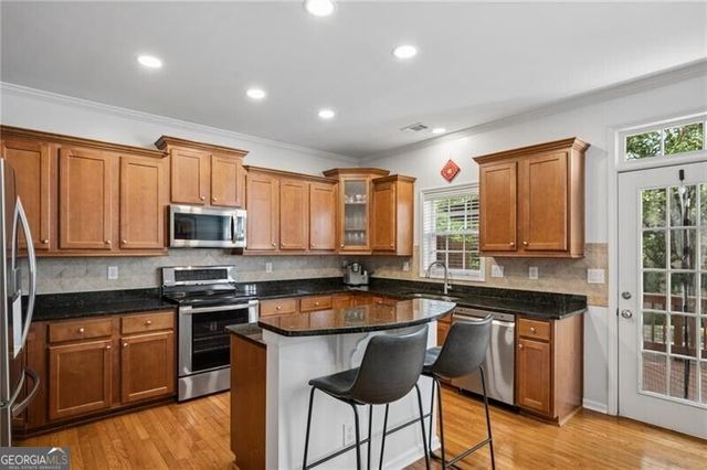 3201 Waters Edge Trail, Roswell, GA 30075