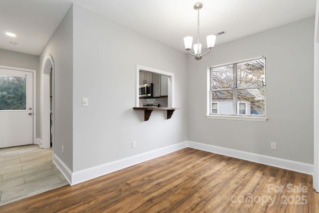 7308 Meadow Glen Drive, Mint Hill, NC 28227