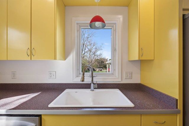 422 MECHANIC ST, Luray, VA 22835