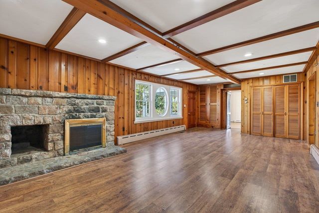 422 MECHANIC ST, Luray, VA 22835