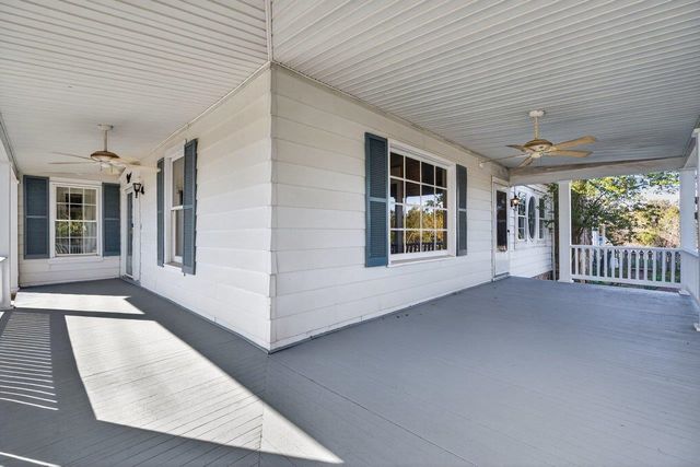 422 MECHANIC ST, Luray, VA 22835