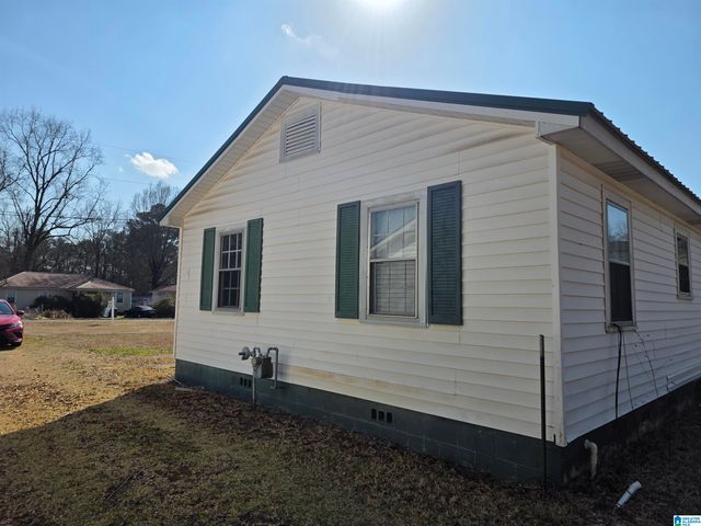 533 LEAHY CIRCLE, Talladega, AL 35160