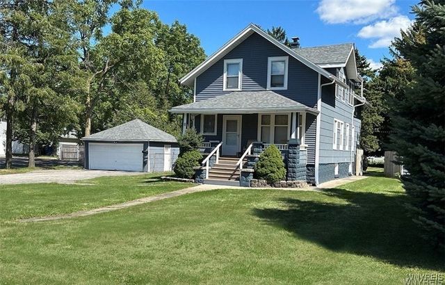 8 Melrose Road, Amherst, NY 14221