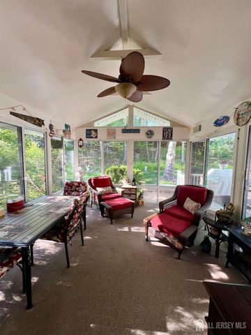 51 Salem Court, Metuchen, NJ 08840