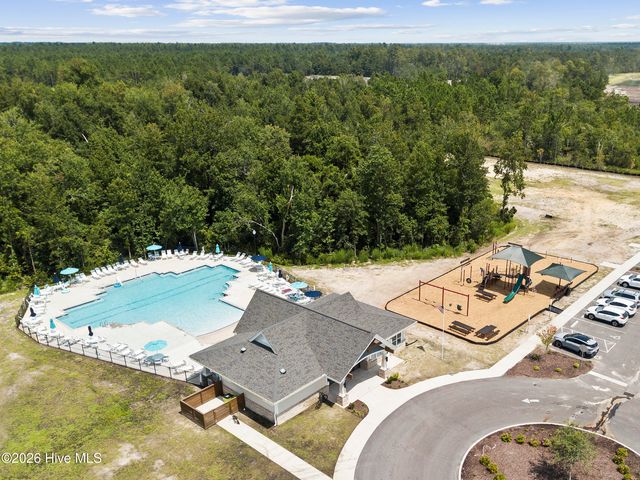 352 St Kitts Way, Winnabow, NC 28479