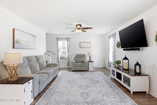 352 St Kitts Way, Winnabow, NC 28479